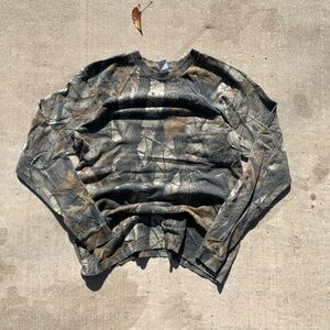 Vintage Walls Camouflage real-tree long sleeve shirt